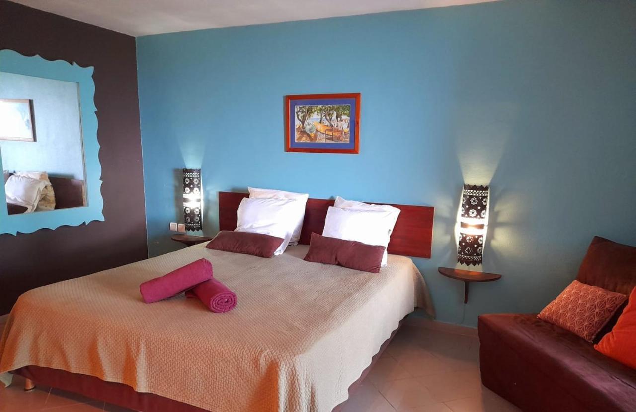 Ilet Bleu Studio Cosy Rdc Vue Mer Et Jardin - Acces Direct Plage Le Gosier  Exterior photo